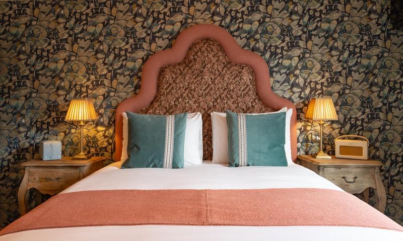 The Bear Hotel บาธ ภายนอก รูปภาพ