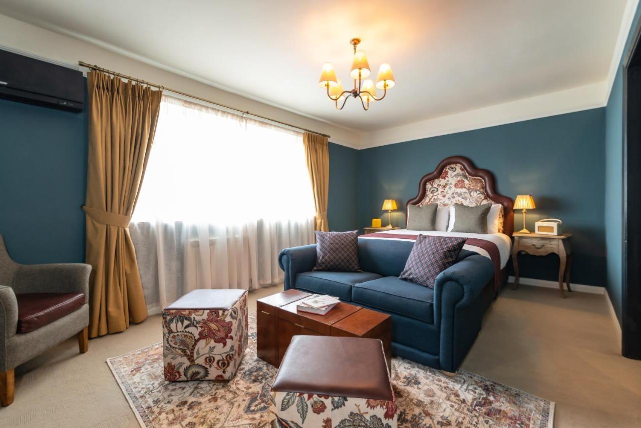 The Bear Hotel บาธ ภายนอก รูปภาพ