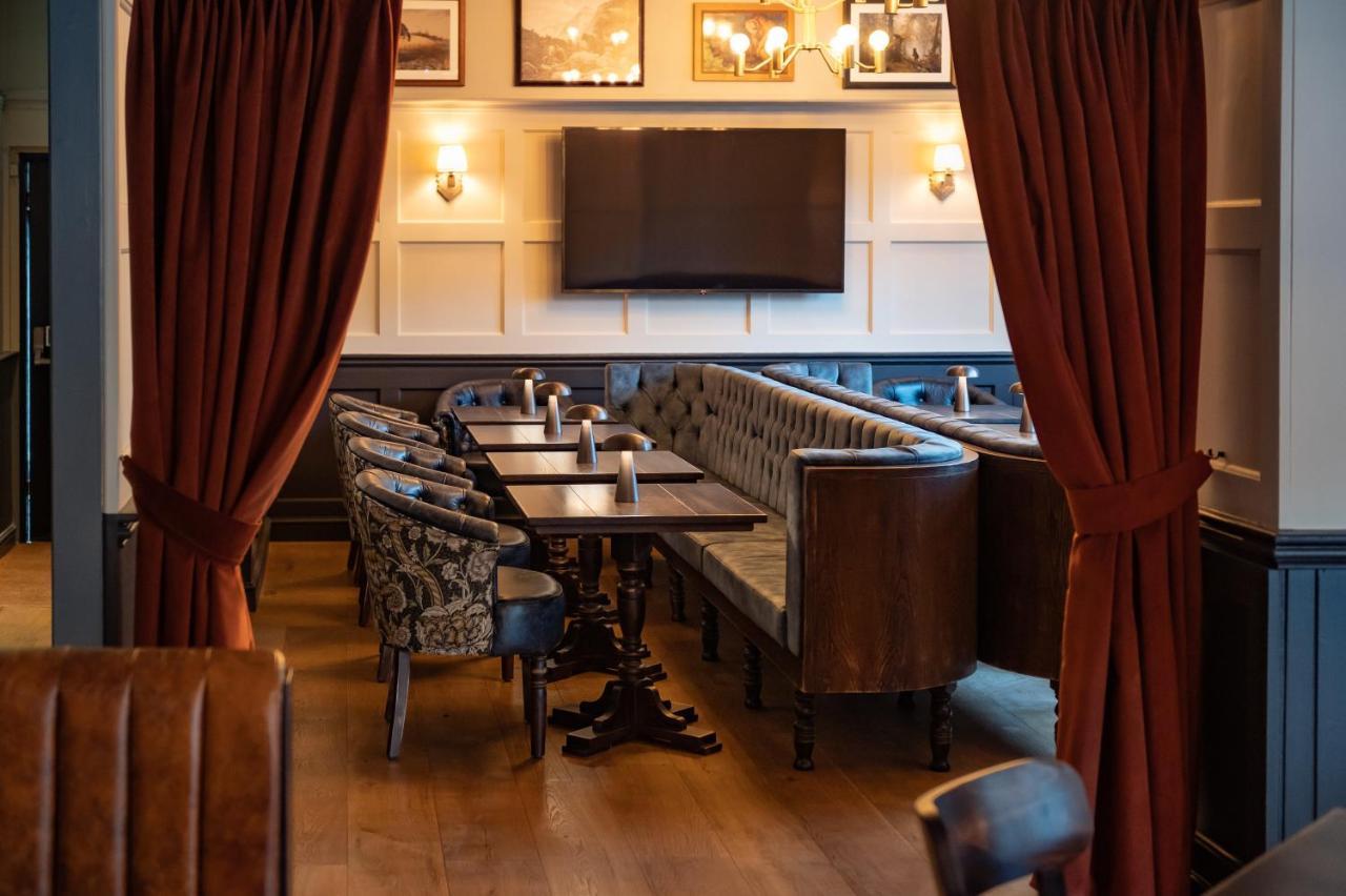 The Bear Hotel บาธ ภายนอก รูปภาพ