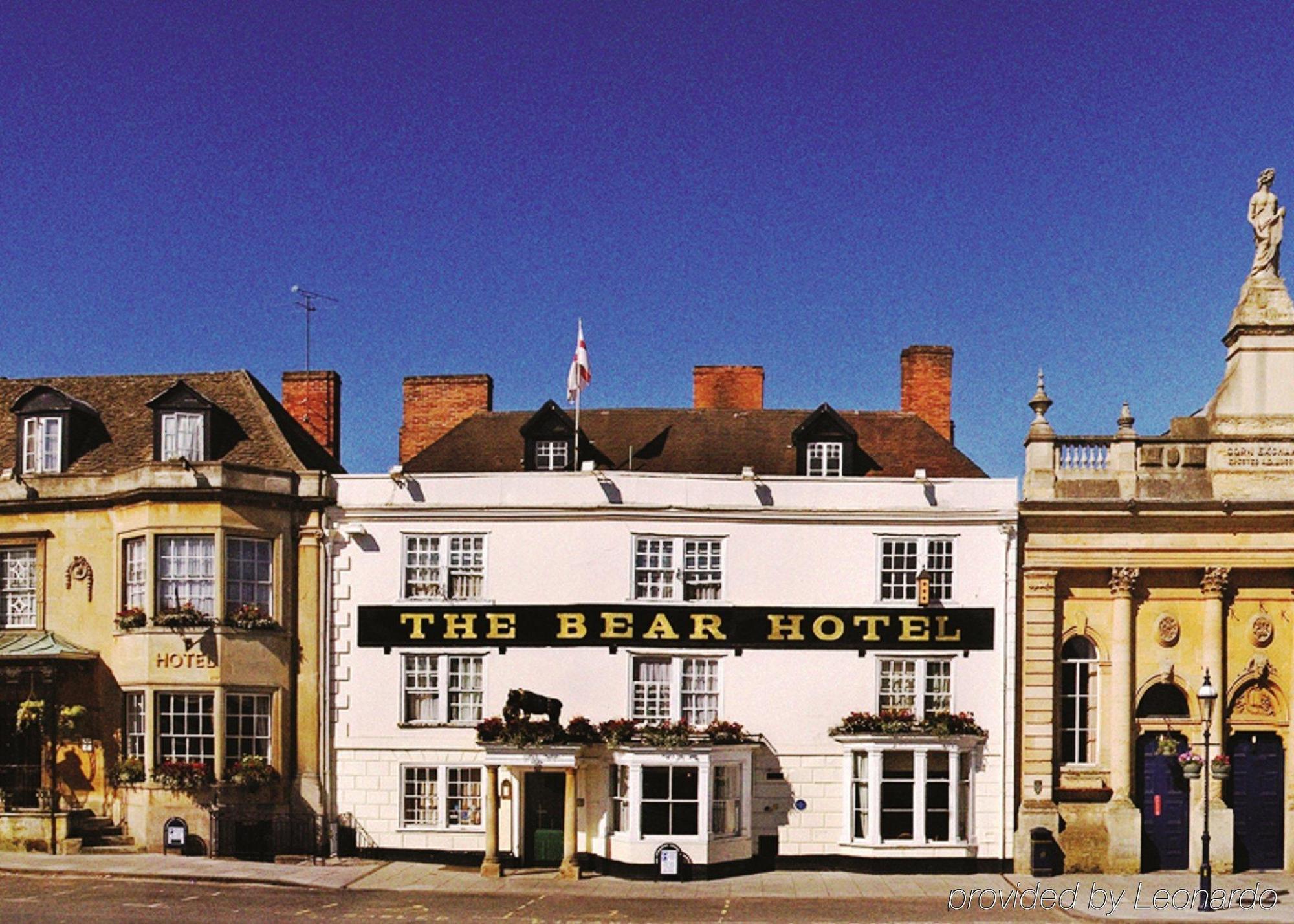 The Bear Hotel บาธ ภายนอก รูปภาพ